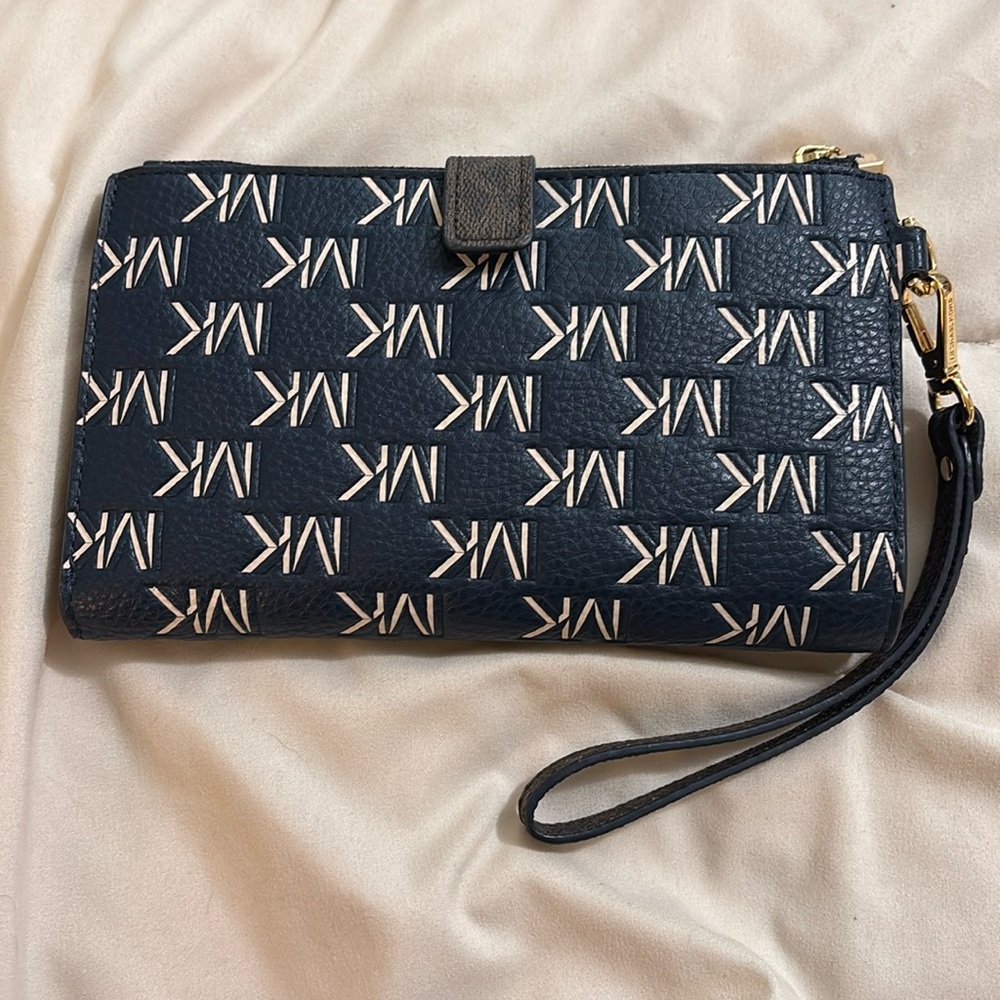 🤎MICHAEL KORS🤎 WALLET🤎 GUC🤎